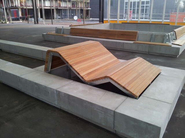 Duurzame  Verzinkt staal hout duurzaam antiroest design Design Loungebank